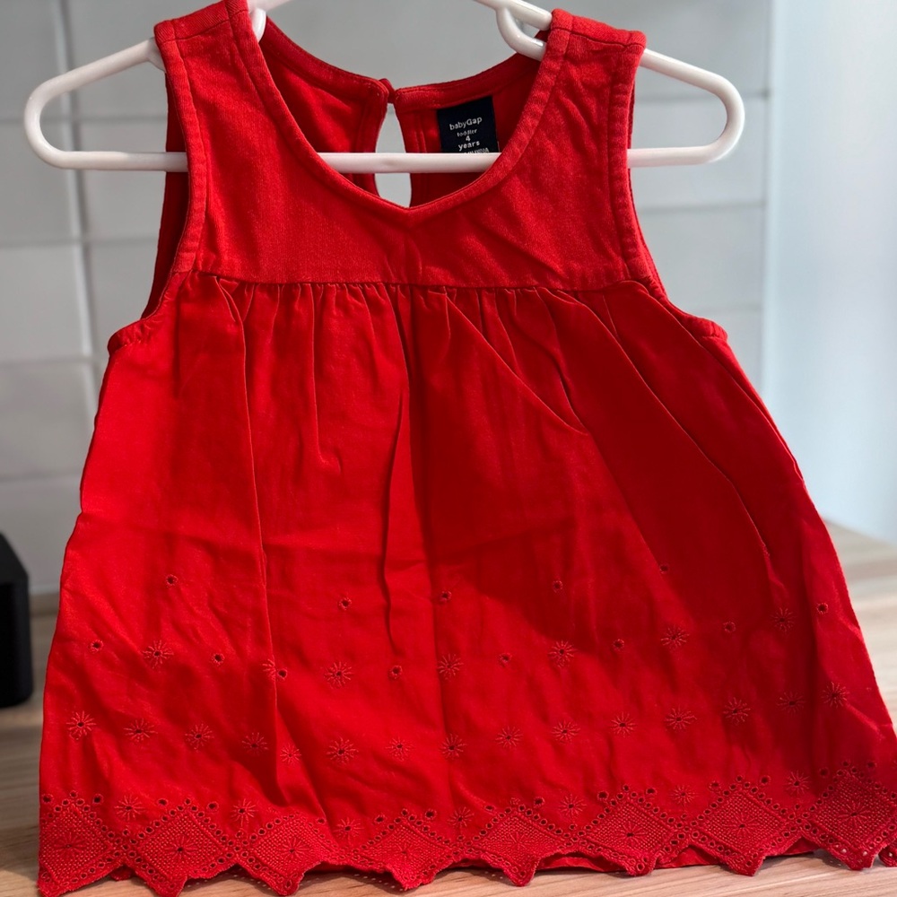 GAP Red Sleeveless Blouse with Scalloped Hem